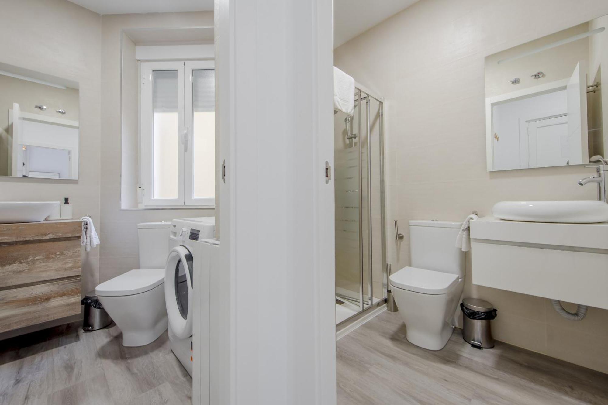 Genial Apartamento En La Latina-Centro De Madrid Luaran gambar