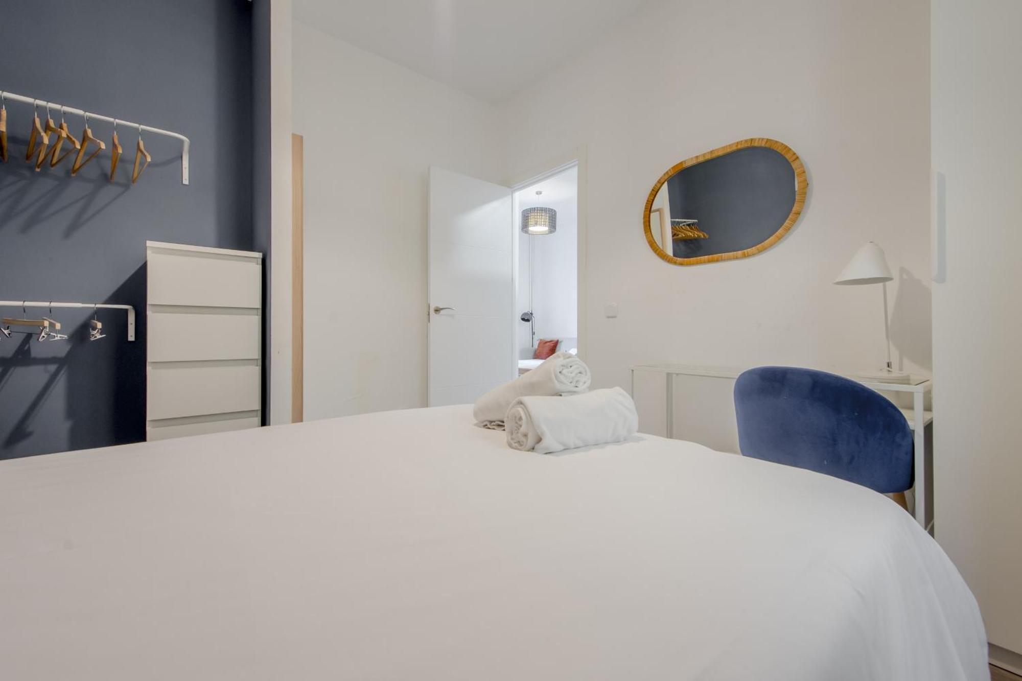 Genial Apartamento En La Latina-Centro De Madrid Luaran gambar